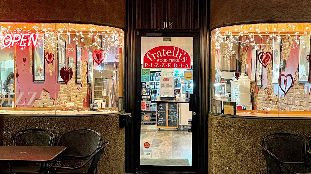 Fratelli’s Wood-Fired Pizzeria